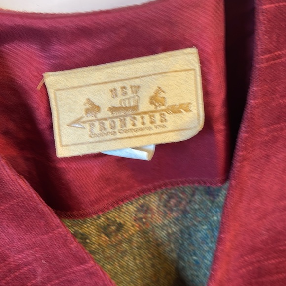 Vintage southwestern tapestry jacket - Picture 2 of 8